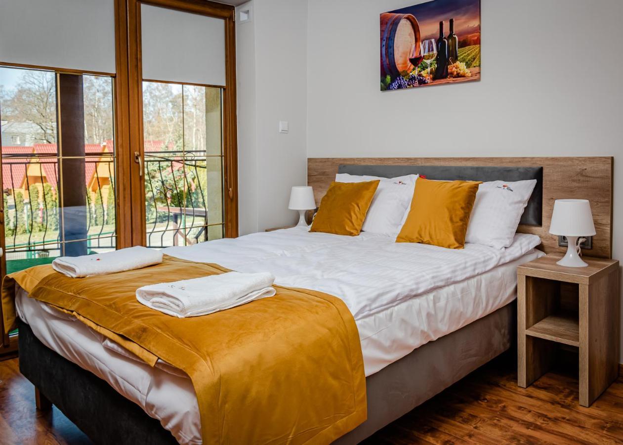 Hotel Sun & Wine à Pobierowo Extérieur photo